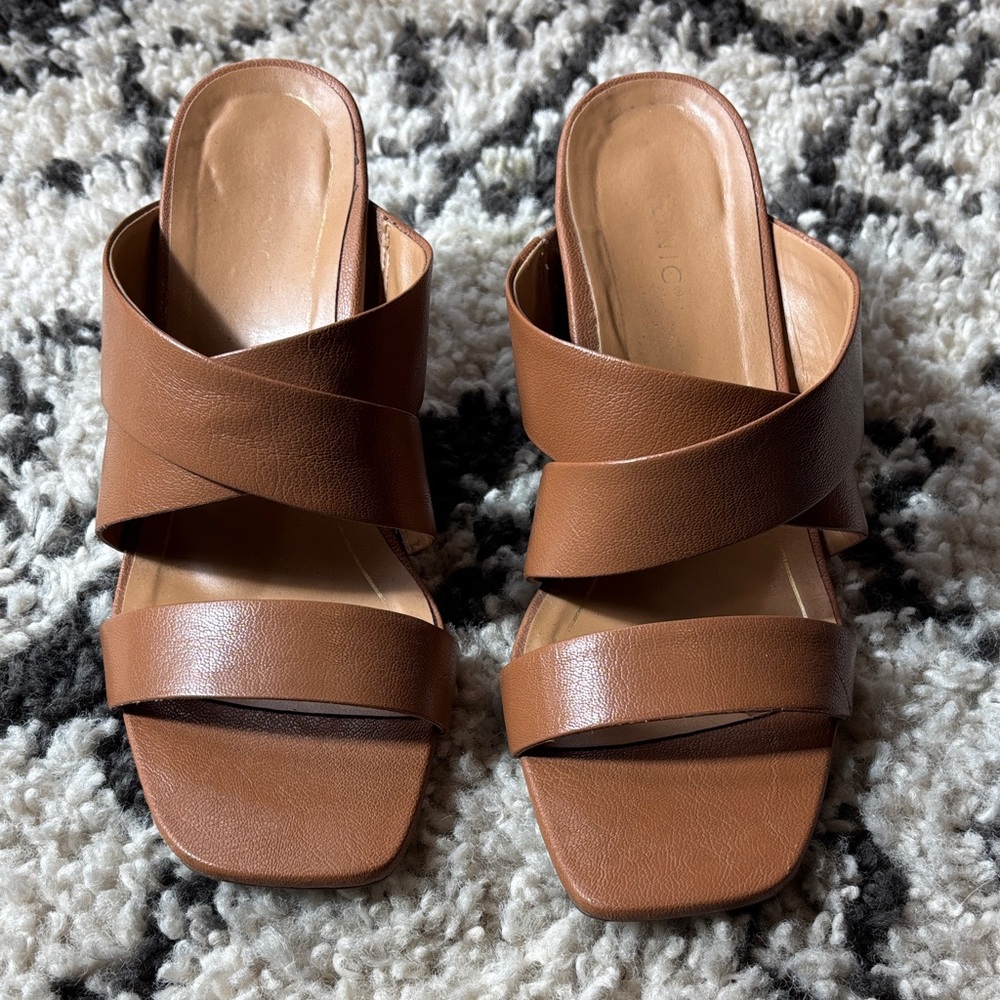 Vionic Tan Women's Sandals